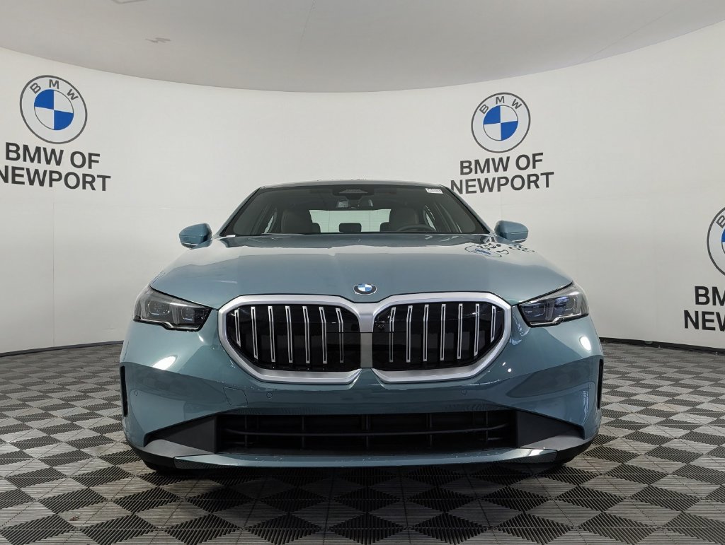 New 2027 BMW 530i xDrive w/ Premium Package AWD/4WD image 4