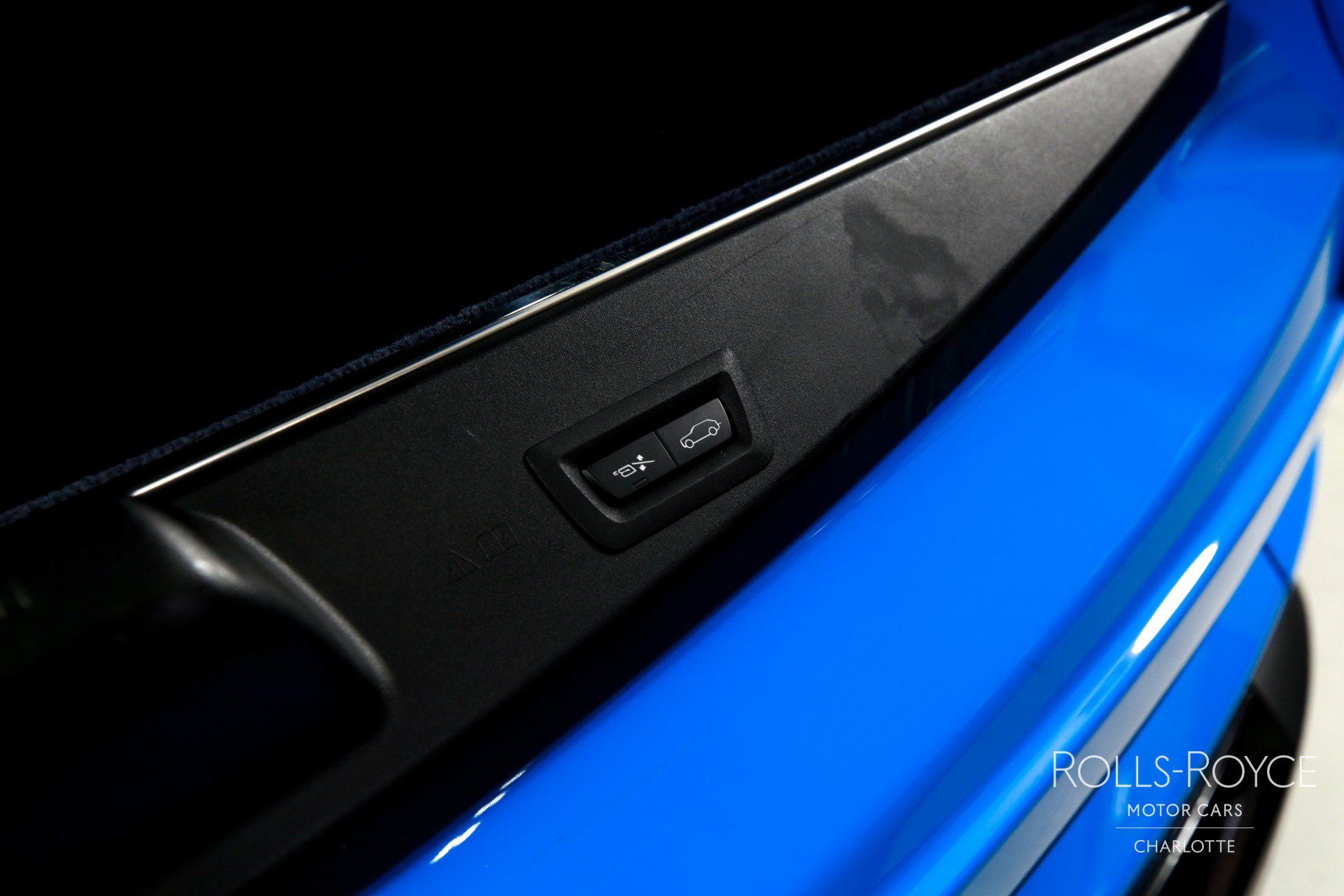 Used 2023 Rolls-Royce Cullinan image 26