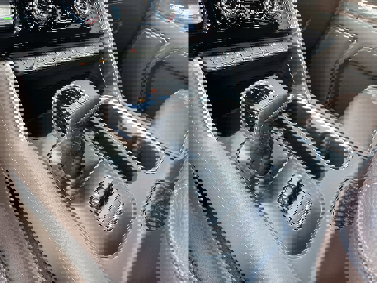 Used 2023 GMC Sierra 1500 Denali RWD image 24