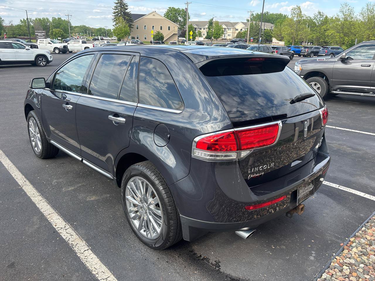 Used 2013 Lincoln MKX AWD image 5