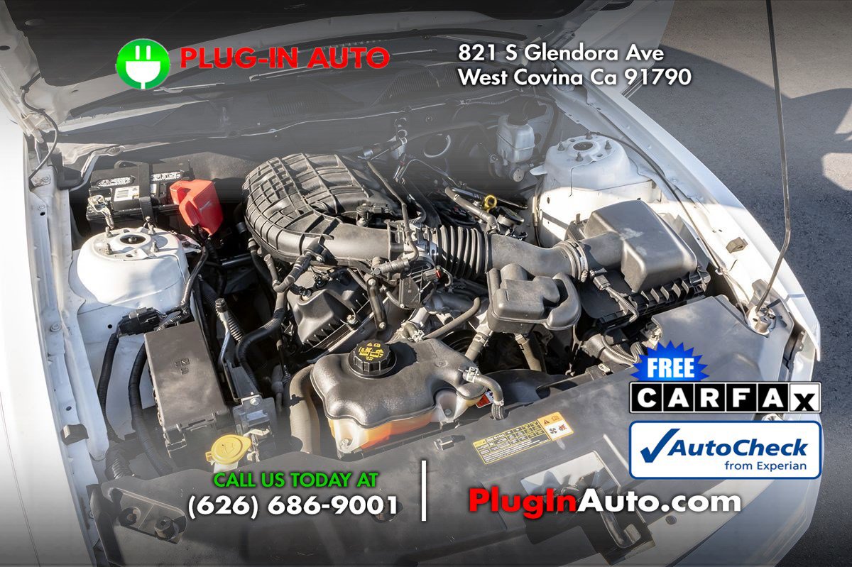 Used 2012 Ford Mustang Premium w/ Comfort Pkg image 11