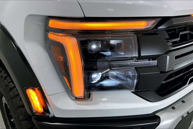 Used 2025 Ford F150 Raptor image 33