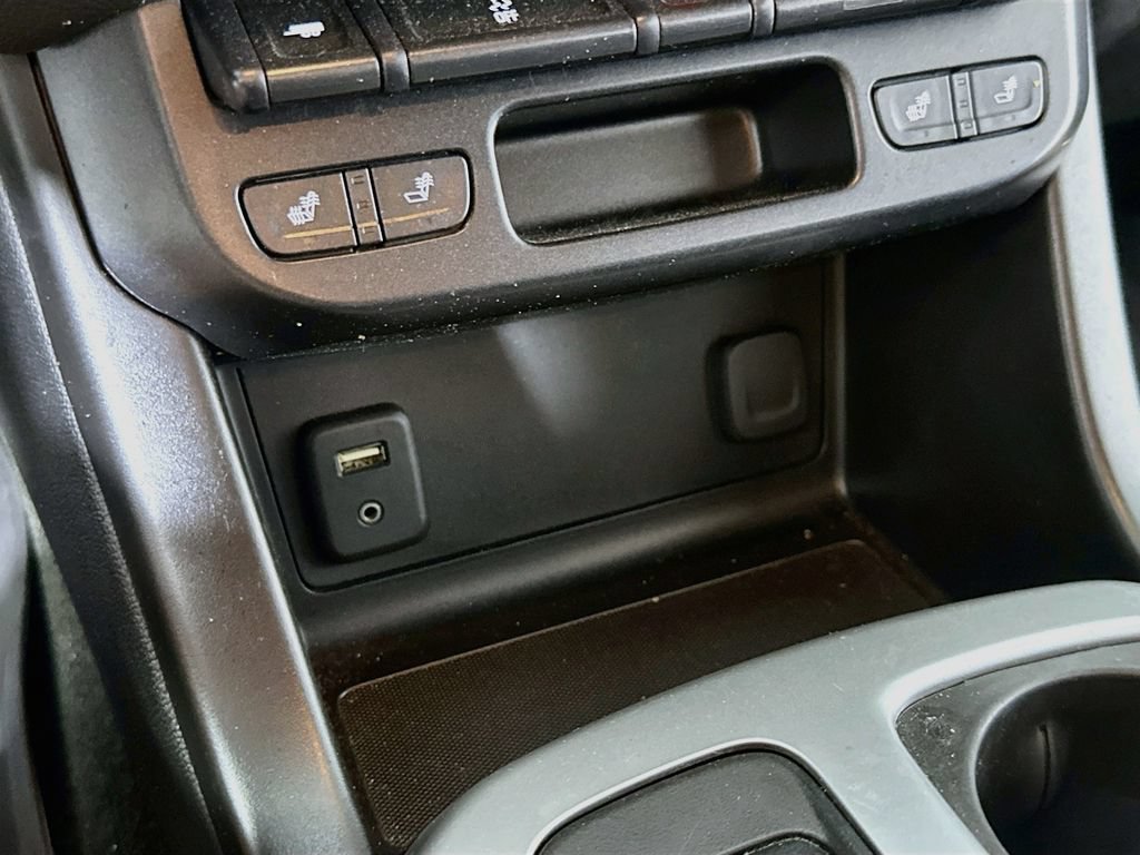 Used 2018 Chevrolet Colorado LT w/ Luxury Package, Chrome RWD image 32