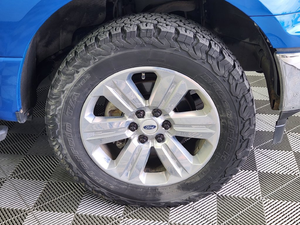 Used 2020 Ford F150 XLT w/ Equipment Group 302A Luxury AWD/4WD image 9