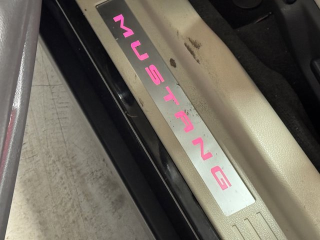 Used 2011 Ford Mustang Premium w/ 202A Rapid Spec Order Code image 19