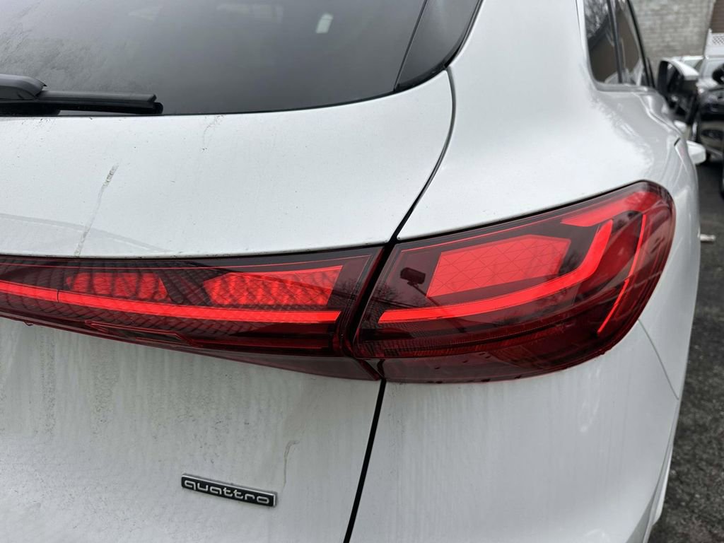 Used 2025 Audi Q5 Prestige image 8