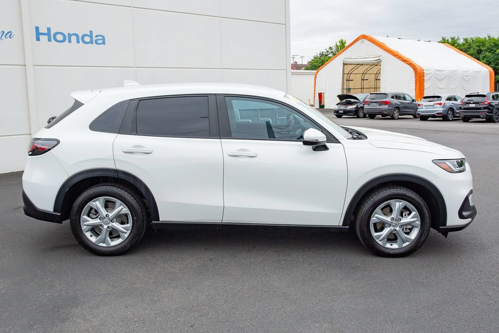 Used 2024 Honda HR-V LX image 16