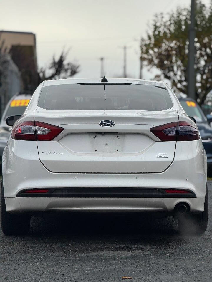 Used 2016 Ford Fusion SE image 17
