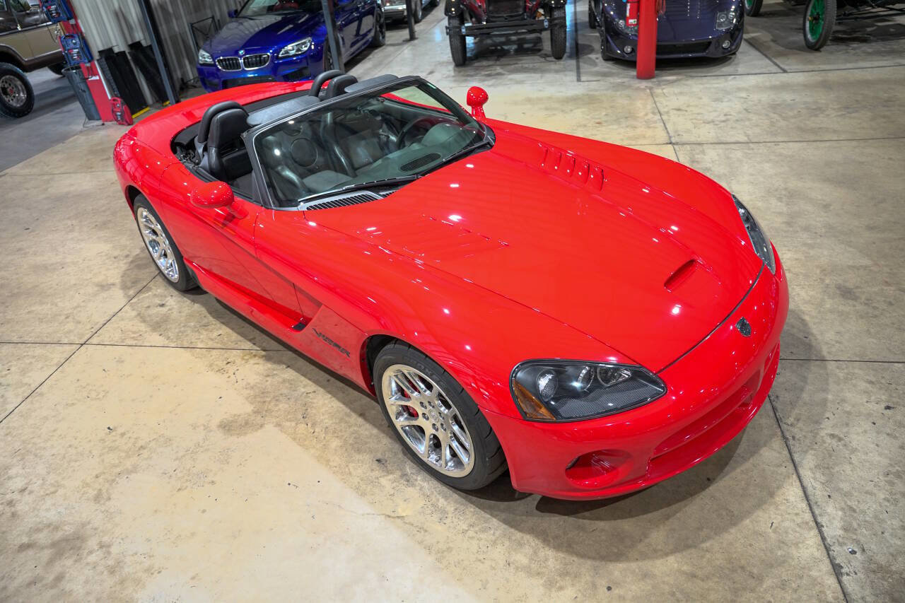 Used 2004 Dodge Viper SRT-10 RWD image 14