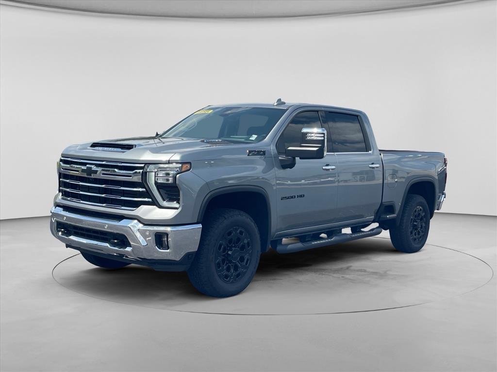 New 2026 Chevrolet Silverado 2500 LTZ w/ LTZ Premium Package AWD/4WD image 3