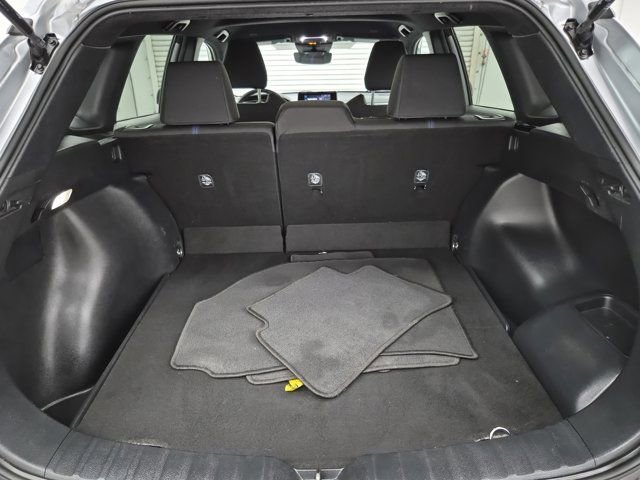 Used 2024 Toyota Corolla Cross SE image 9