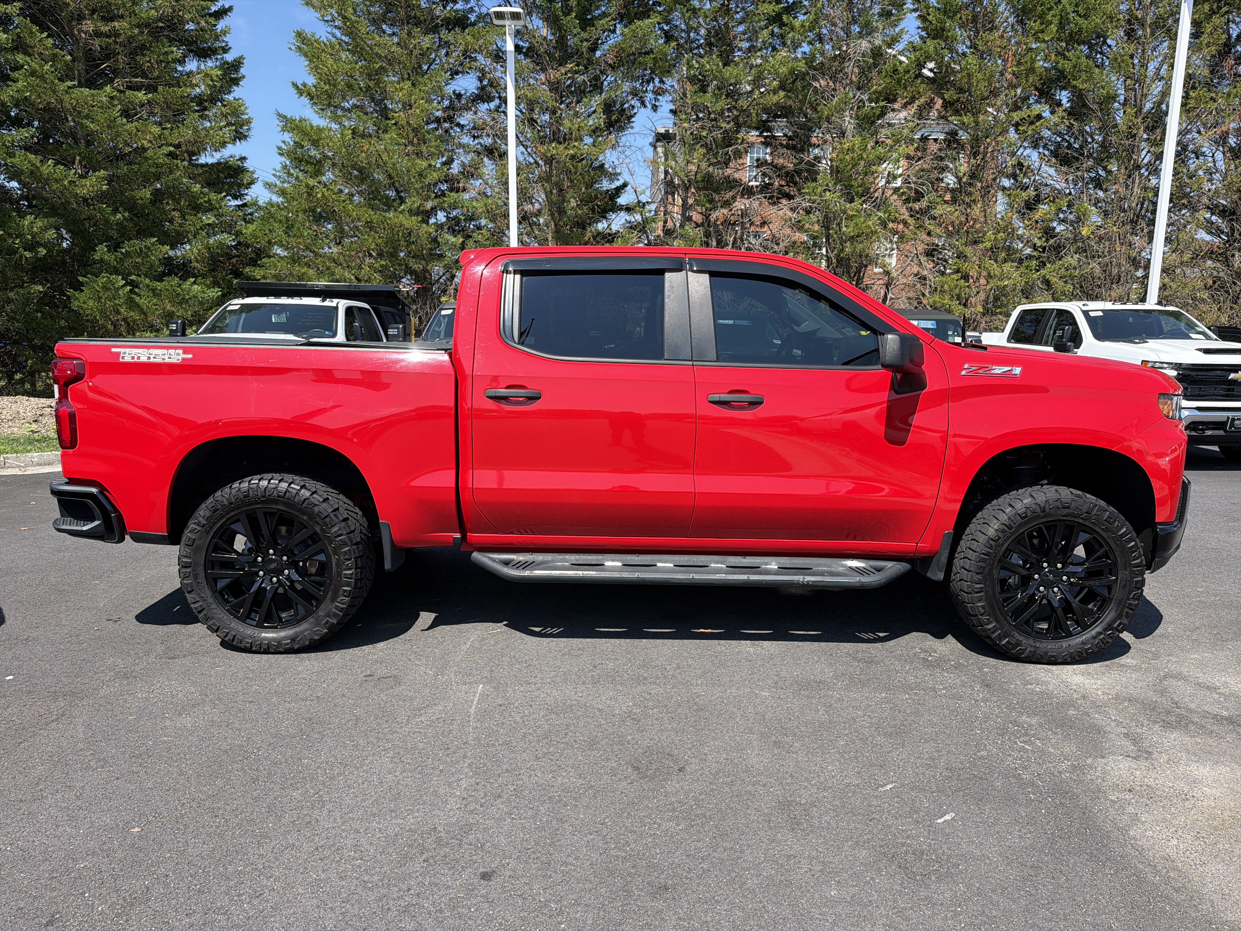 Used 2020 Chevrolet Silverado 1500 Custom Trail Boss w/ Custom Convenience Package AWD/4WD image 11