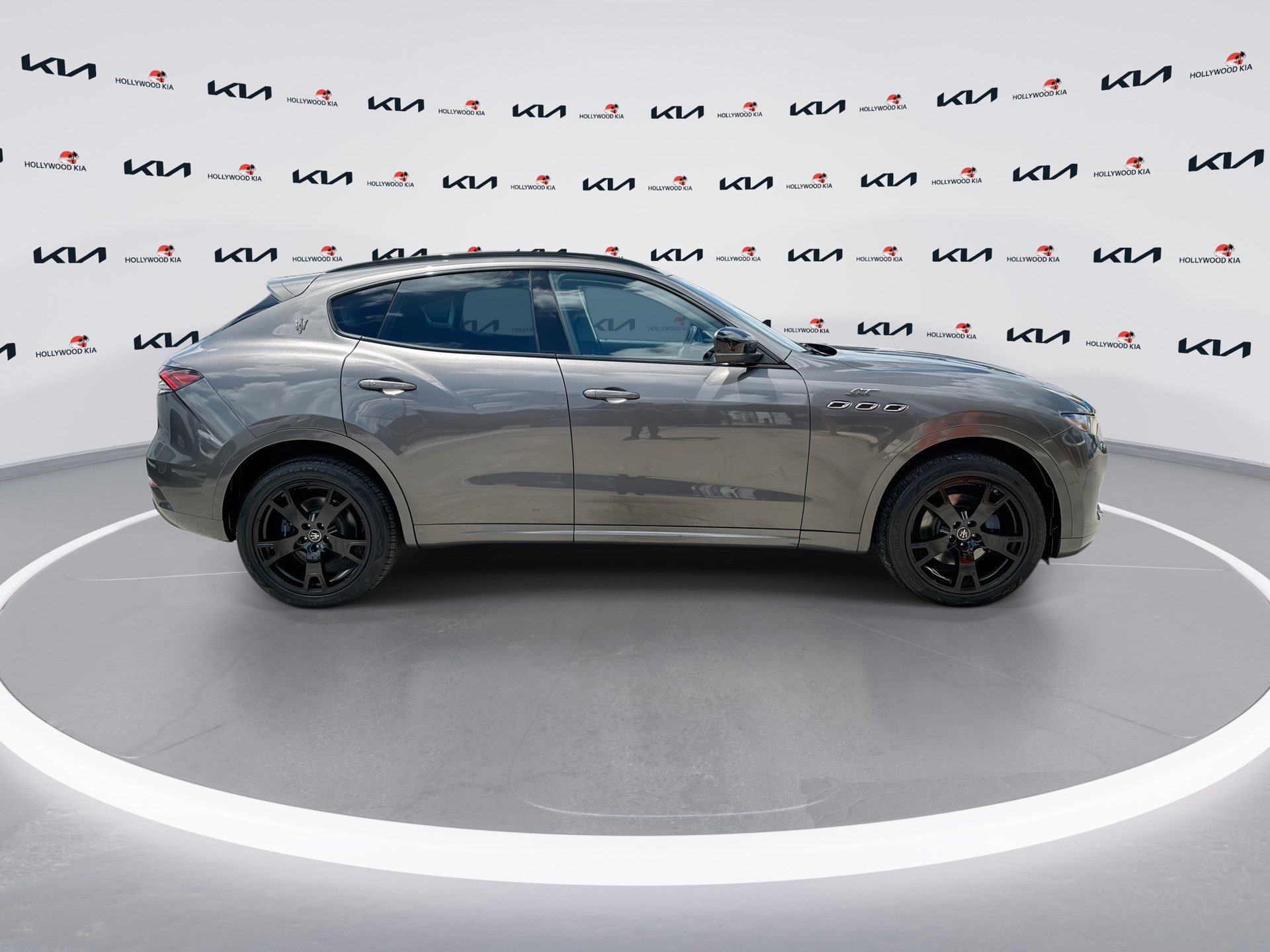 Used 2022 Maserati Levante GT image 9
