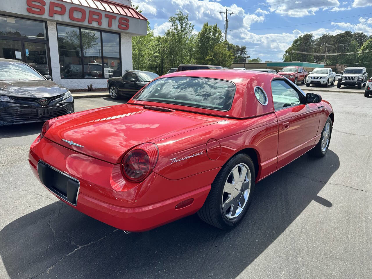 Used 2002 Ford Thunderbird Deluxe RWD image 5