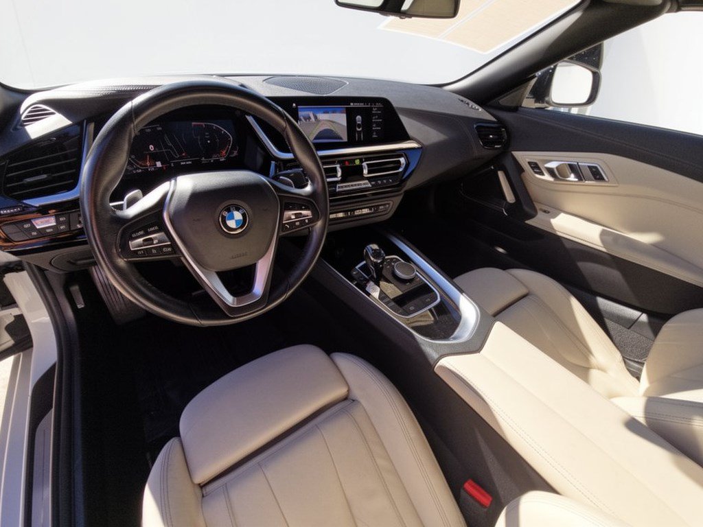 Used 2019 BMW Z4 sDrive30i w/ Premium Package RWD image 17