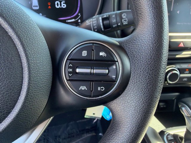 Certified 2025 Kia Soul LX w/ LX Technology Package FWD image 16