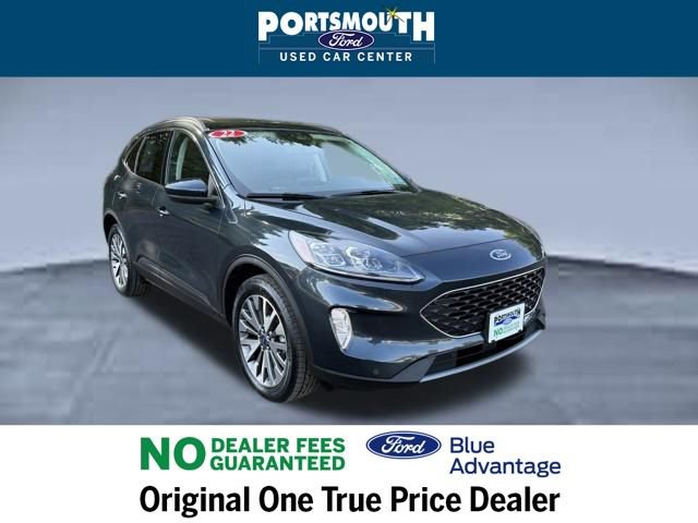 Certified 2022 Ford Escape Titanium w/ Class II Trailer Tow Package image 1