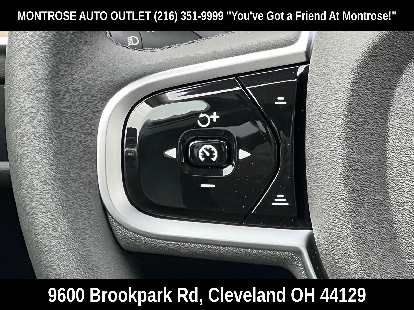 New 2026 Volvo XC60 B5 Plus w/ Protection Package Premier image 27