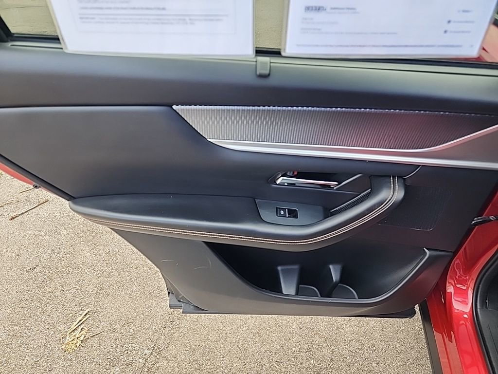 Used 2024 MAZDA CX-90 3.3 Turbo w/ Preferred Plus image 34