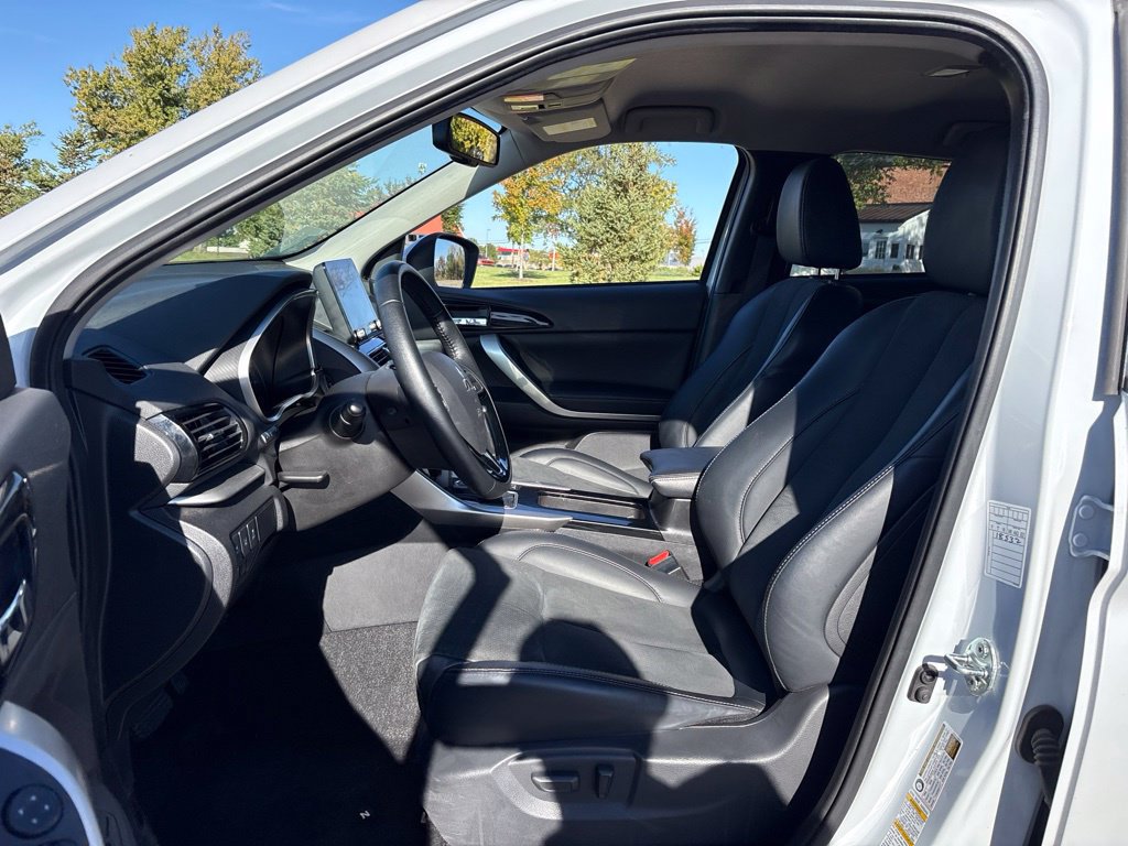 Used 2025 Mitsubishi Eclipse Cross AWD image 15
