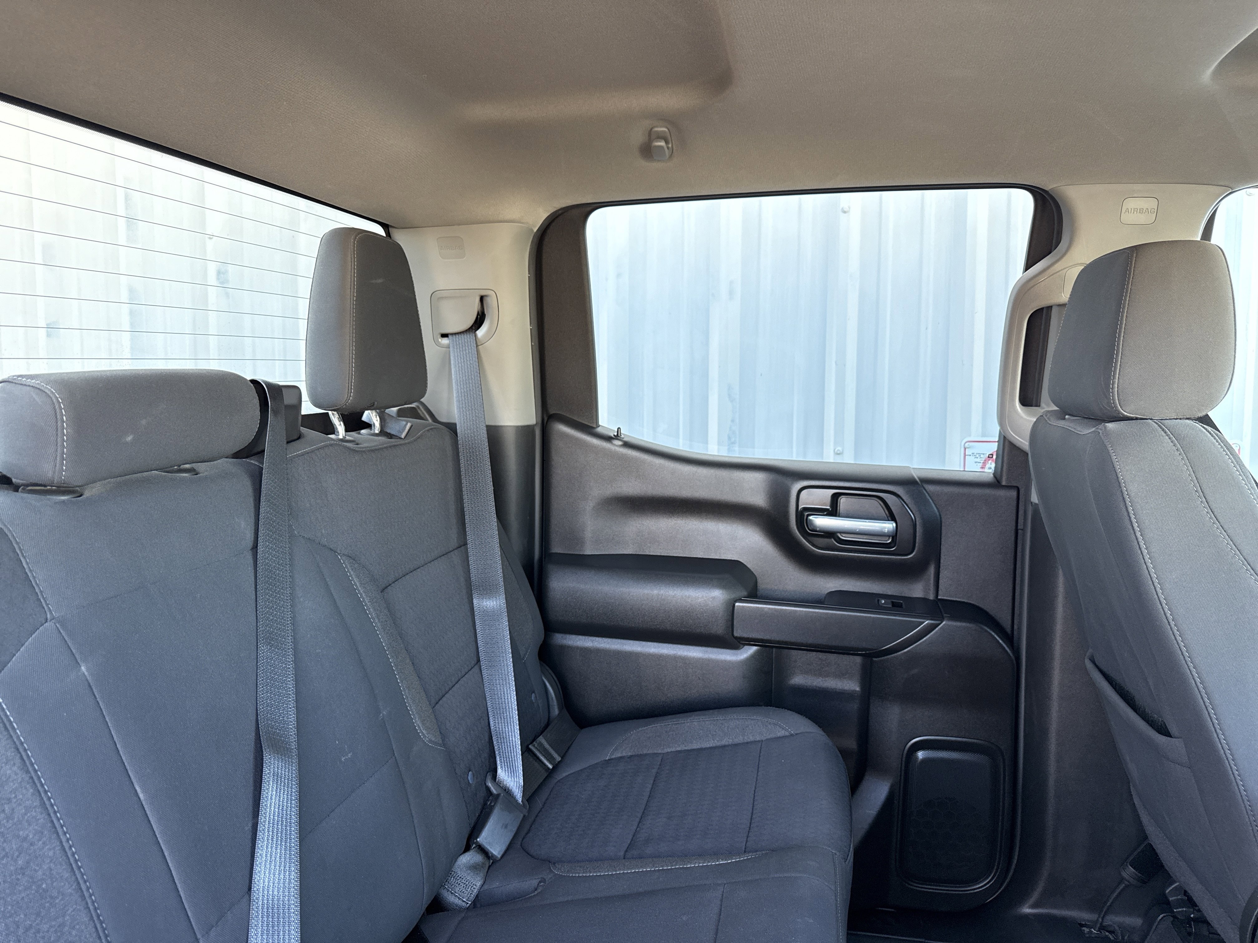 Used 2021 Chevrolet Silverado 1500 LT image 45