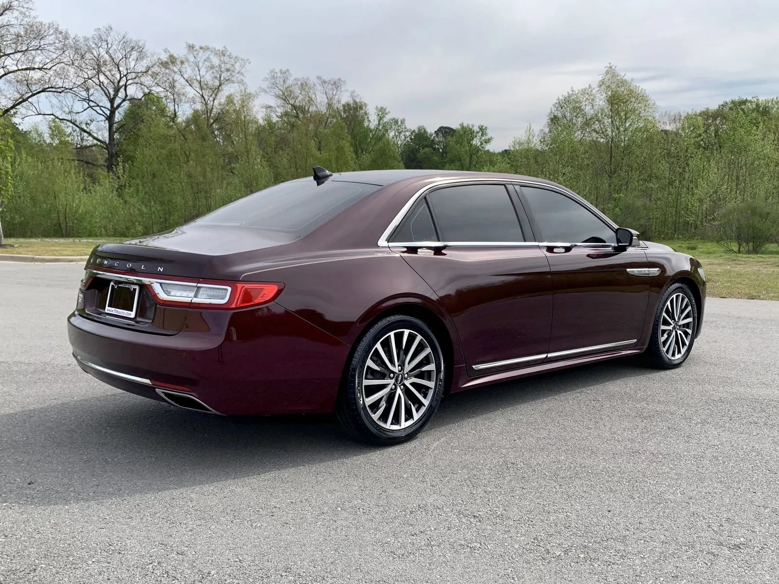 Used 2020 Lincoln Continental w/ Premium Package FWD image 7