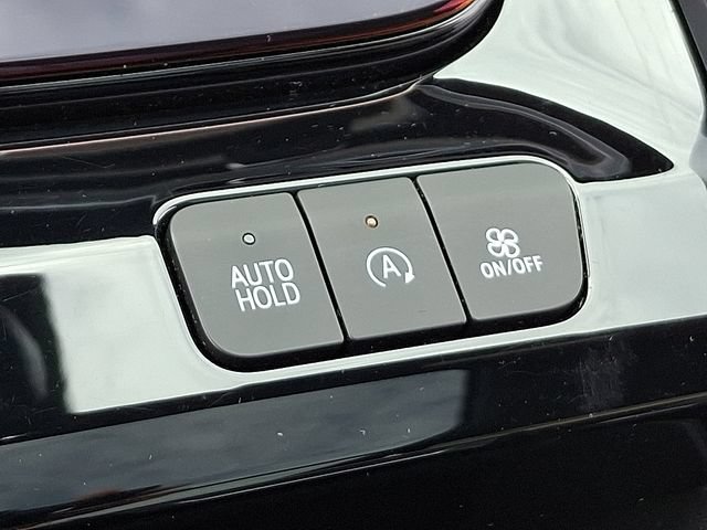 Certified 2025 Cadillac Escalade Sport w/ Touring Package AWD/4WD image 24