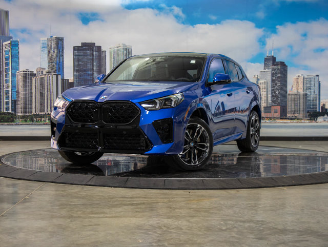 New 2027 BMW X2 xDrive28i w/ Technology Package AWD/4WD image 2