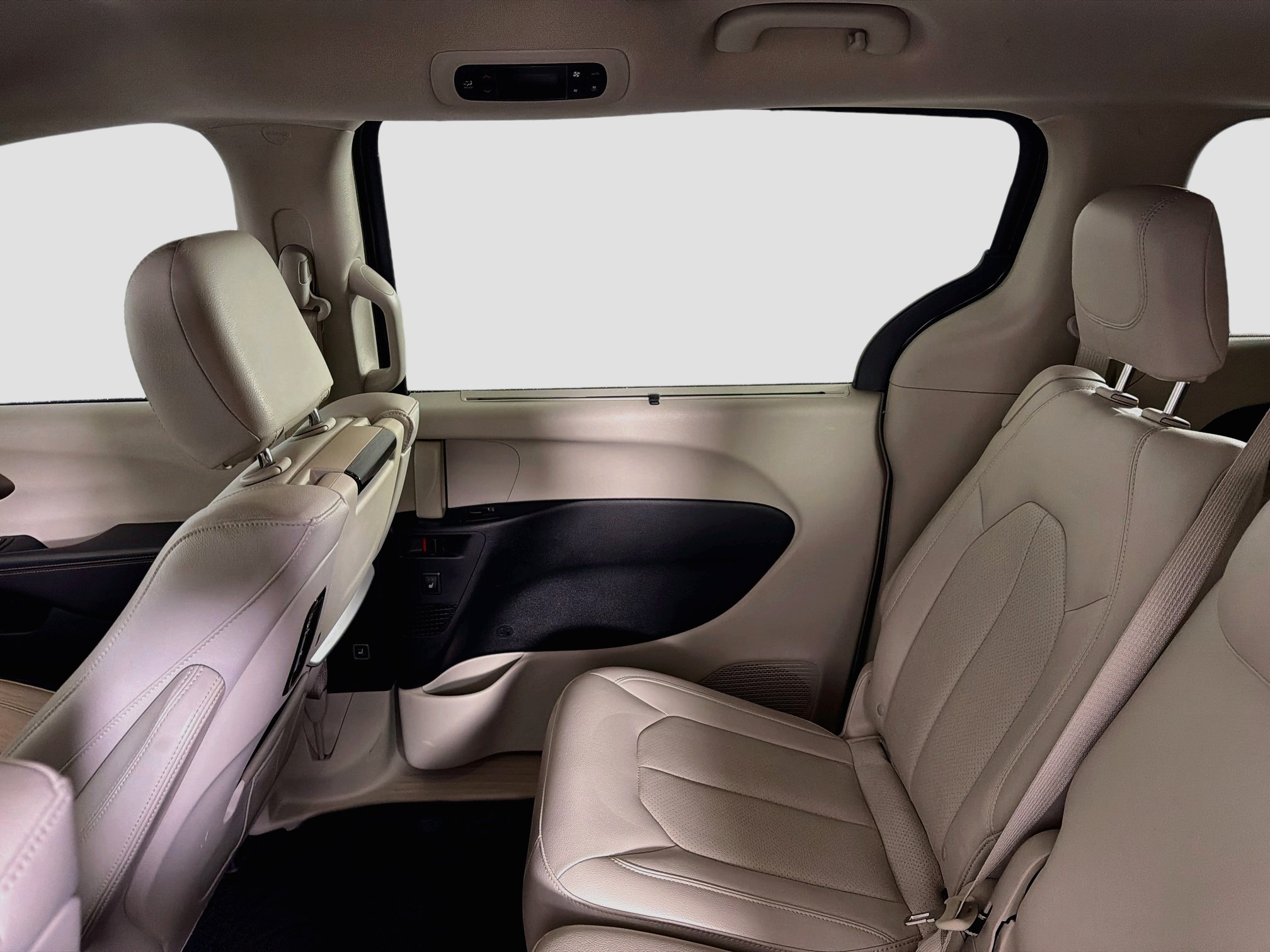 Used 2017 Chrysler Pacifica Touring-L Plus FWD image 26