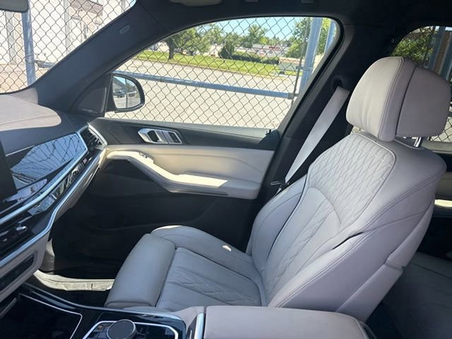 Certified 2024 BMW X5 M60i AWD/4WD image 24
