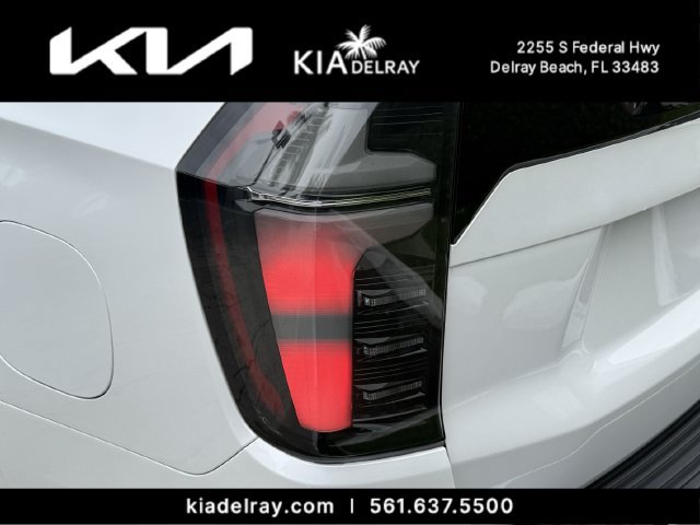 Used 2025 Chevrolet Tahoe Premier RWD image 7