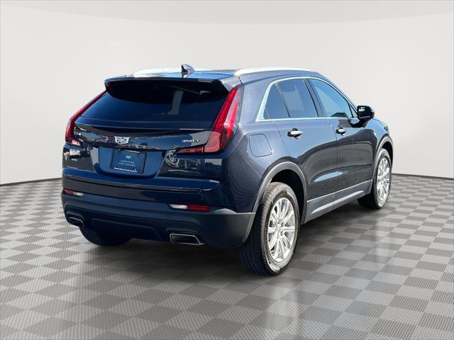 Certified 2023 Cadillac XT4 Luxury w/ Cold Weather Package AWD/4WD image 6