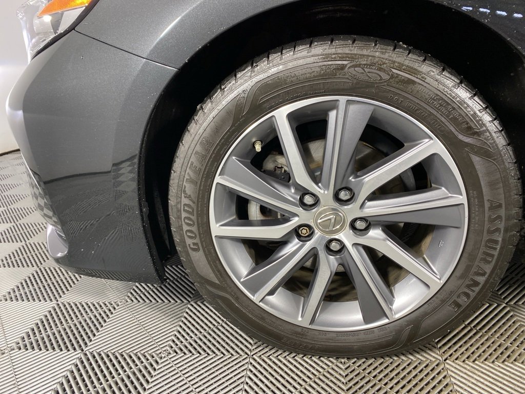 Used 2018 Lexus ES 300h image 5