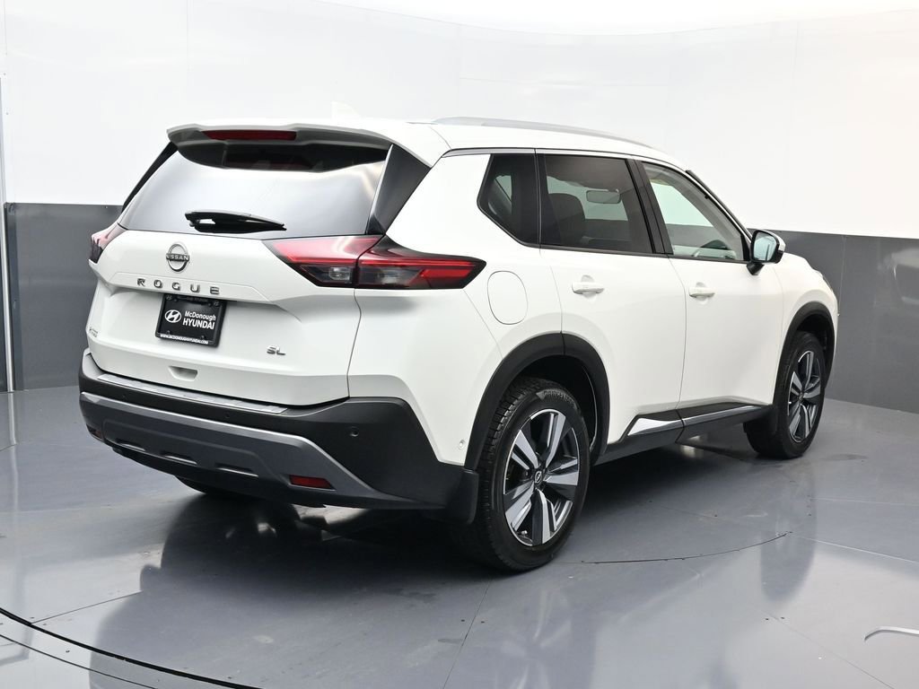 Used 2022 Nissan Rogue SL w/ SL Premium Package FWD image 6
