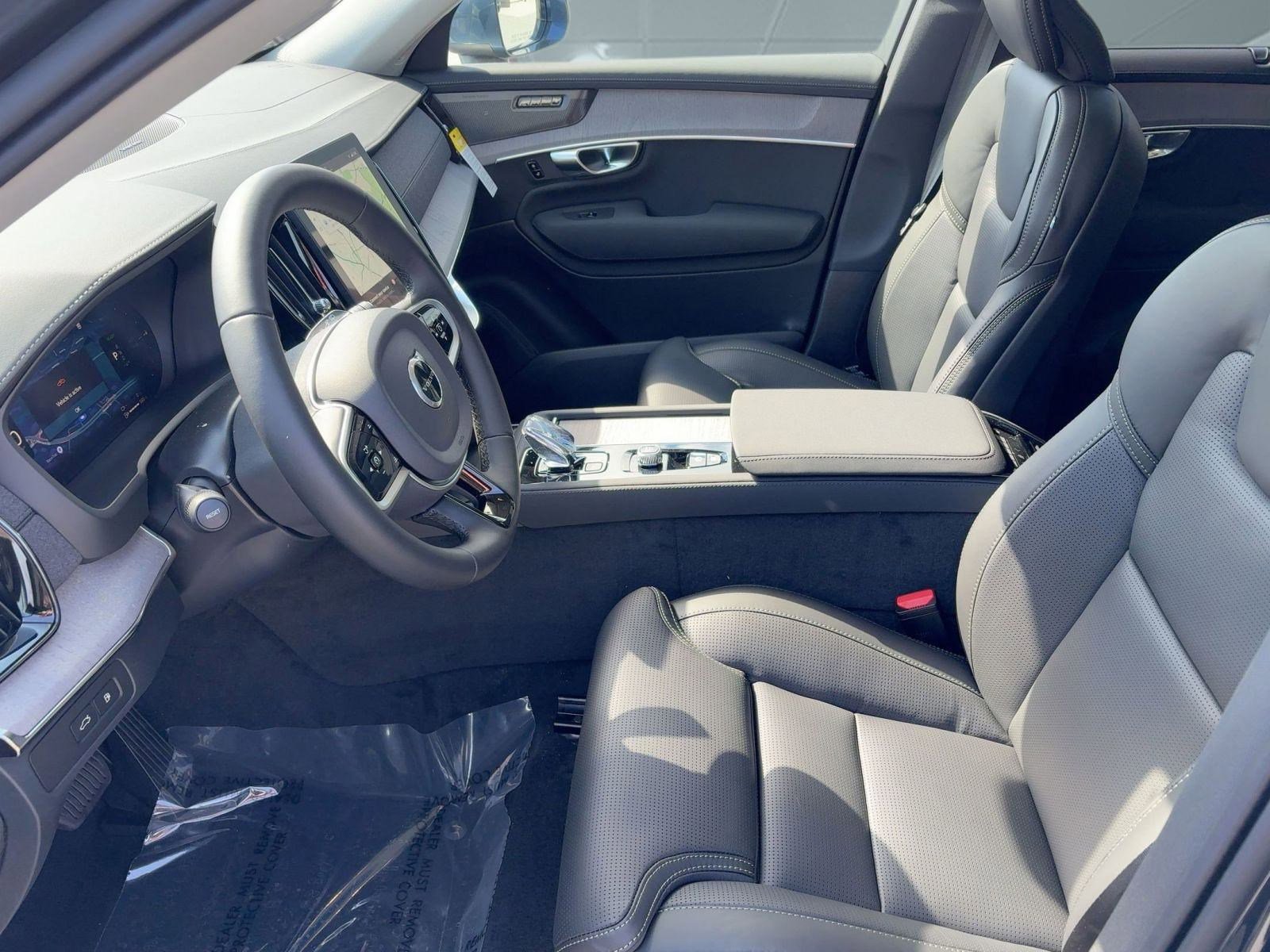 New 2026 Volvo XC90 T8 Ultra w/ Protection Package Premier image 5