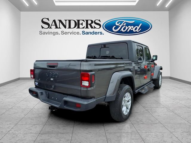 Used 2023 Jeep Gladiator Sport image 2