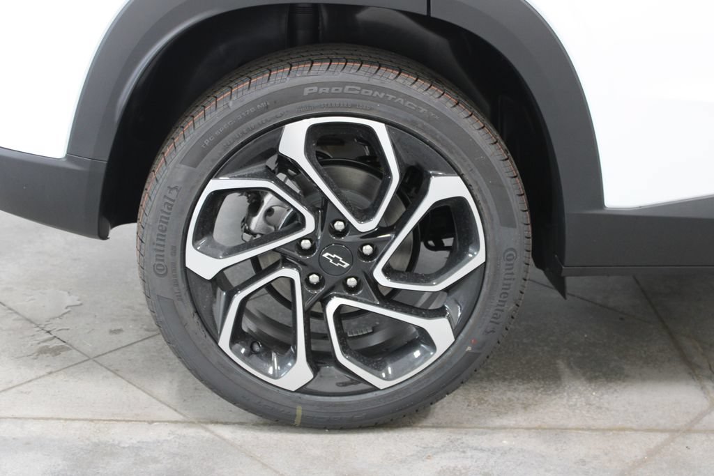 New 2026 Chevrolet Trax RS w/ Sunroof Package FWD image 54