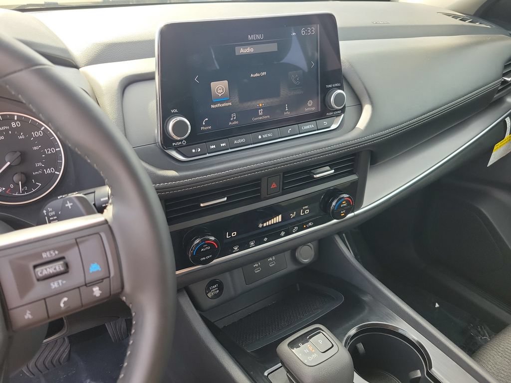 Certified 2026 Nissan Rogue SV FWD image 23