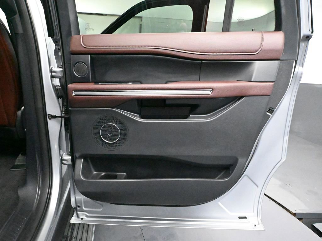Used 2024 Ford Expedition Max Limited image 50