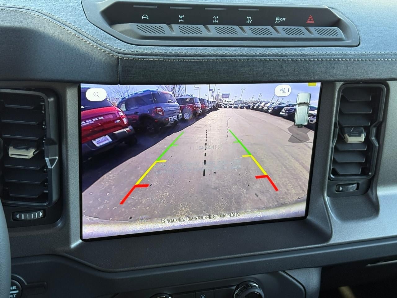 Used 2025 Ford Bronco Badlands AWD/4WD image 13