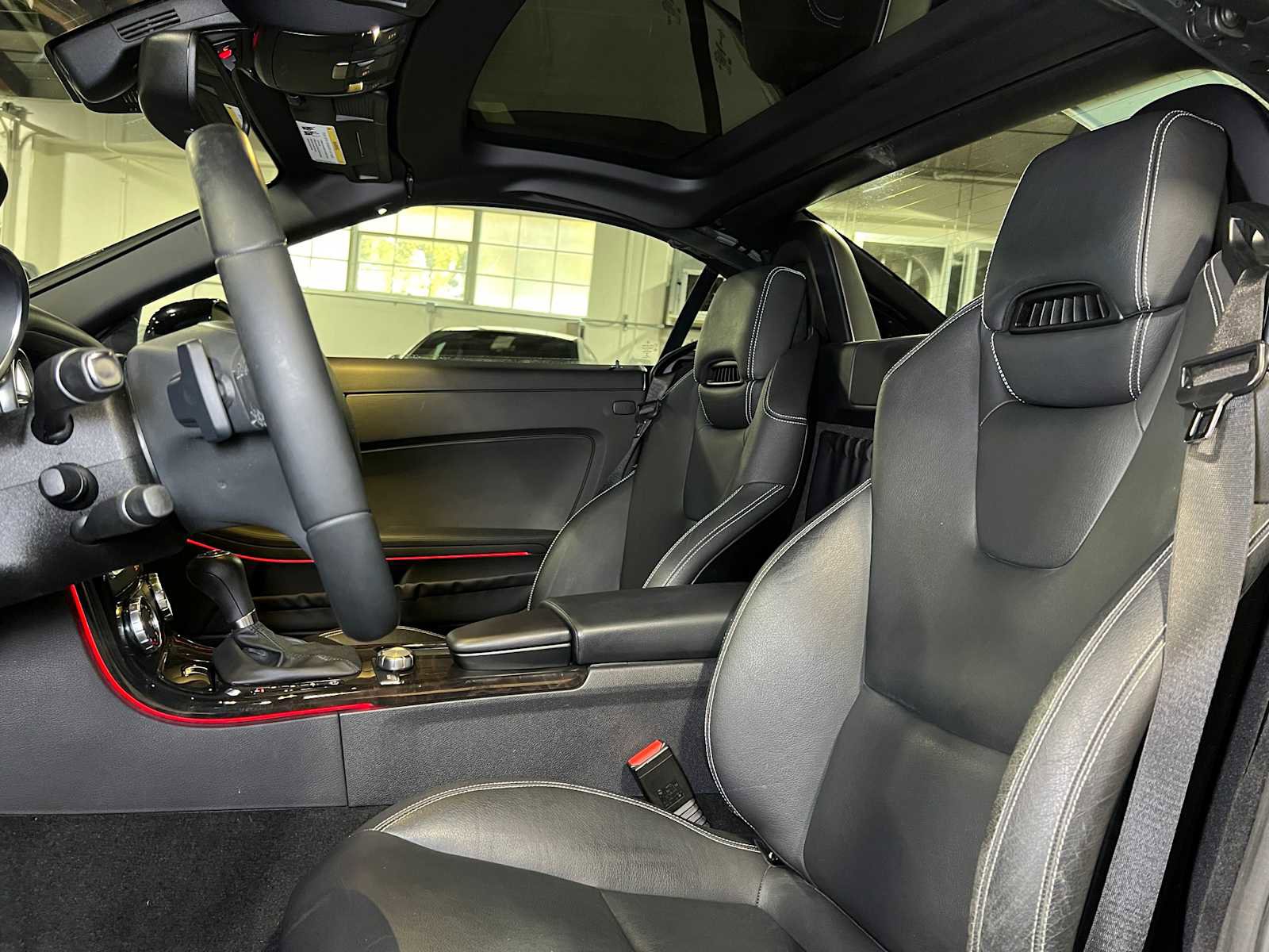 Used 2015 Mercedes-Benz SLK 350 image 20