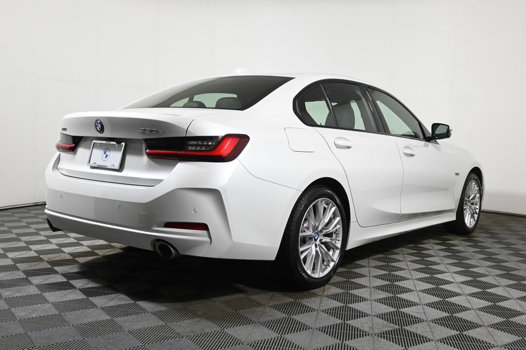 Certified 2023 BMW 330e xDrive w/ Premium Package image 7