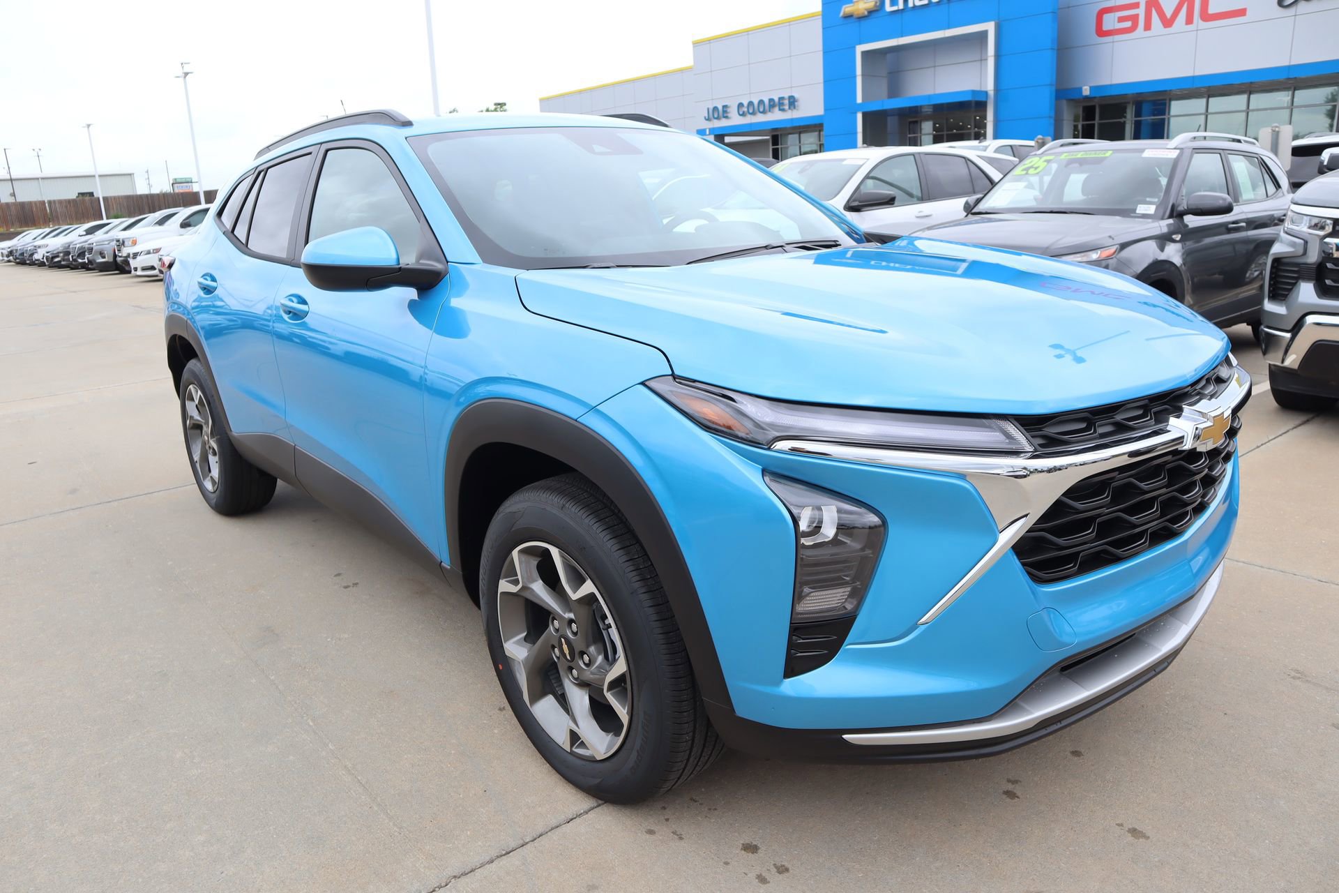 New 2026 Chevrolet Trax LT w/ Driver Confidence Package FWD 360° Tour