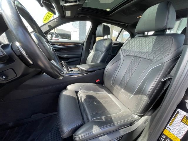 Used 2018 BMW M550i xDrive AWD/4WD image 12
