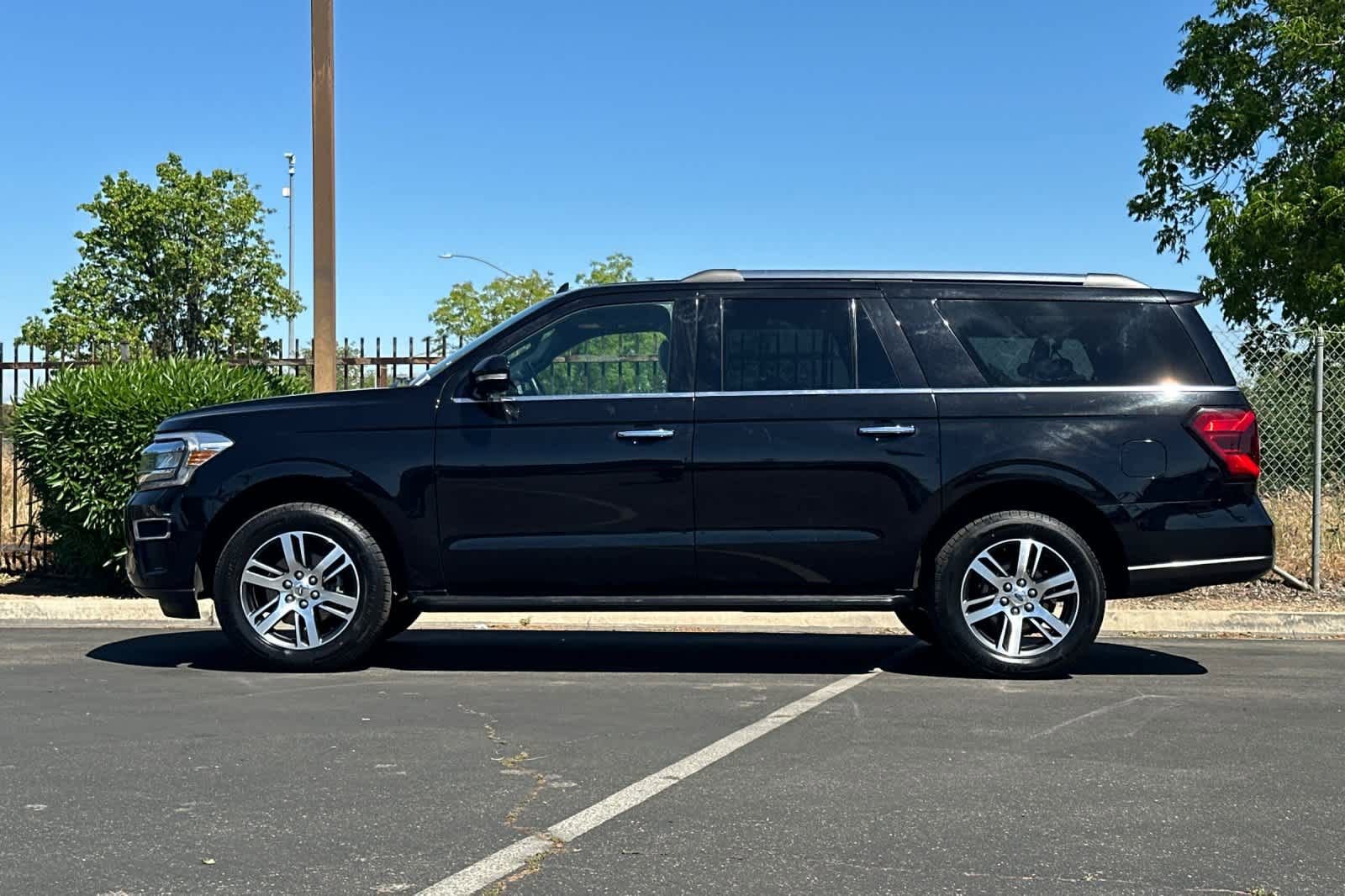 Certified 2024 Ford Expedition Max Limited image 6