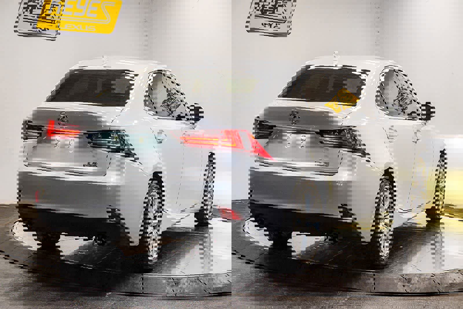 Used 2014 Lexus IS 250 image 4