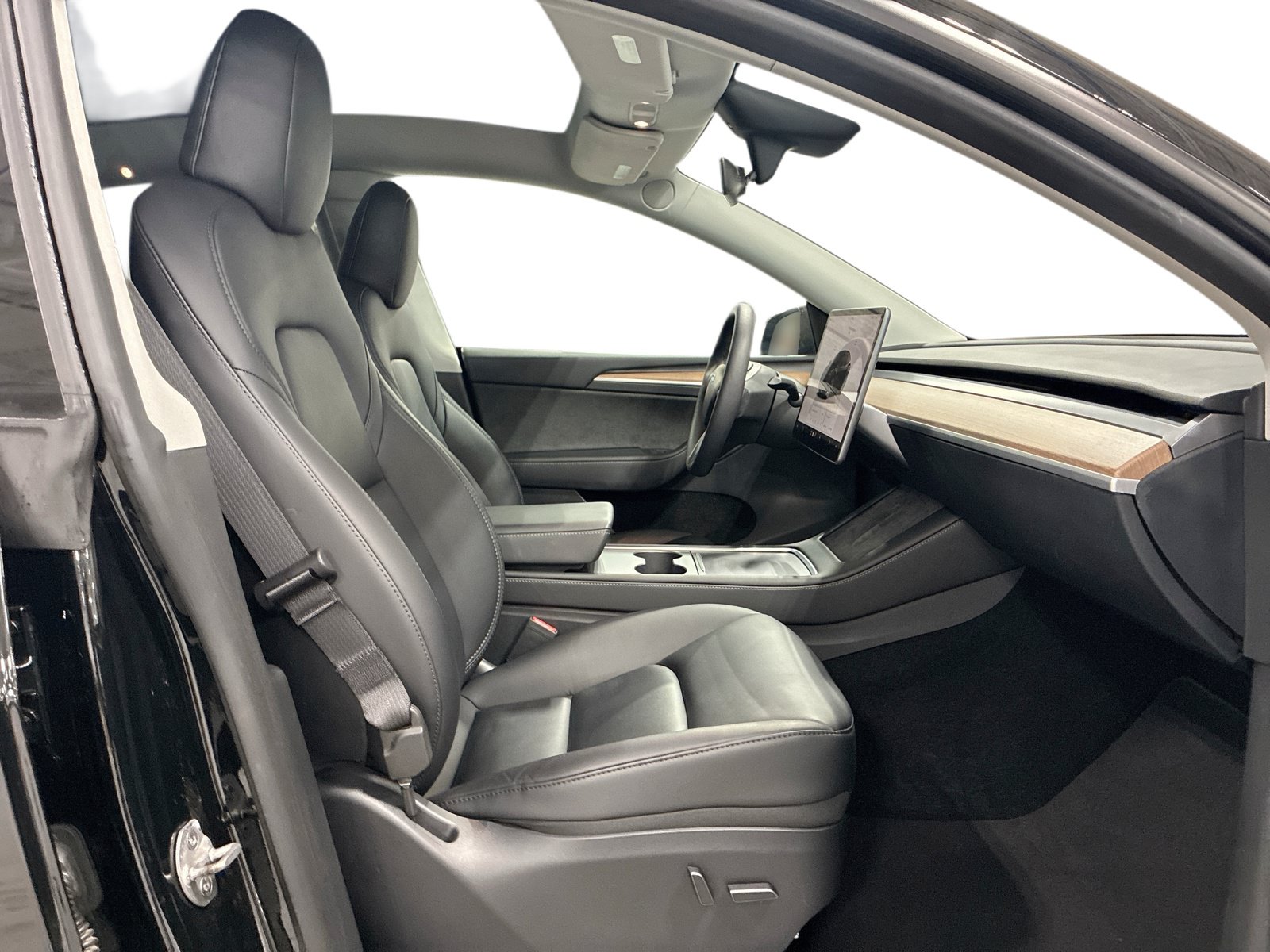 Certified 2023 Tesla Model Y Long Range AWD/4WD image 13