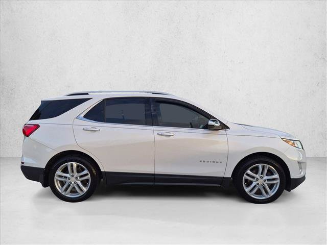 Used 2018 Chevrolet Equinox Premier FWD image 4