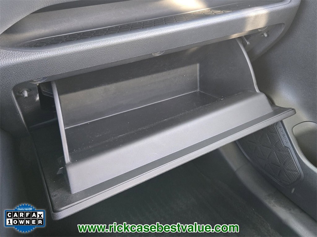 Used 2024 Toyota RAV4 XLE Premium image 24