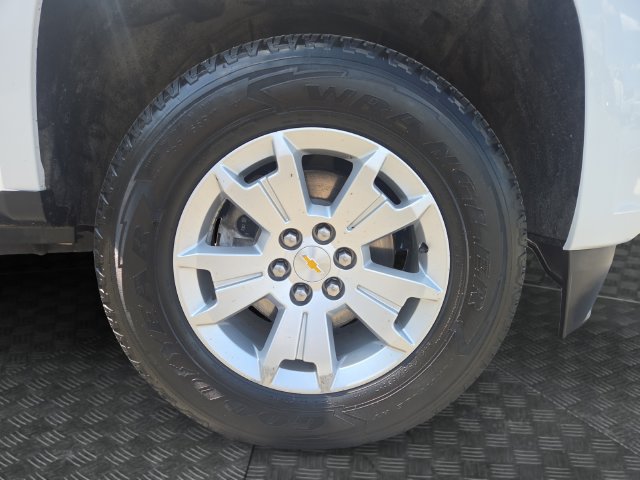 Used 2022 Chevrolet Colorado LT w/ Fleet Safety Package RWD image 36